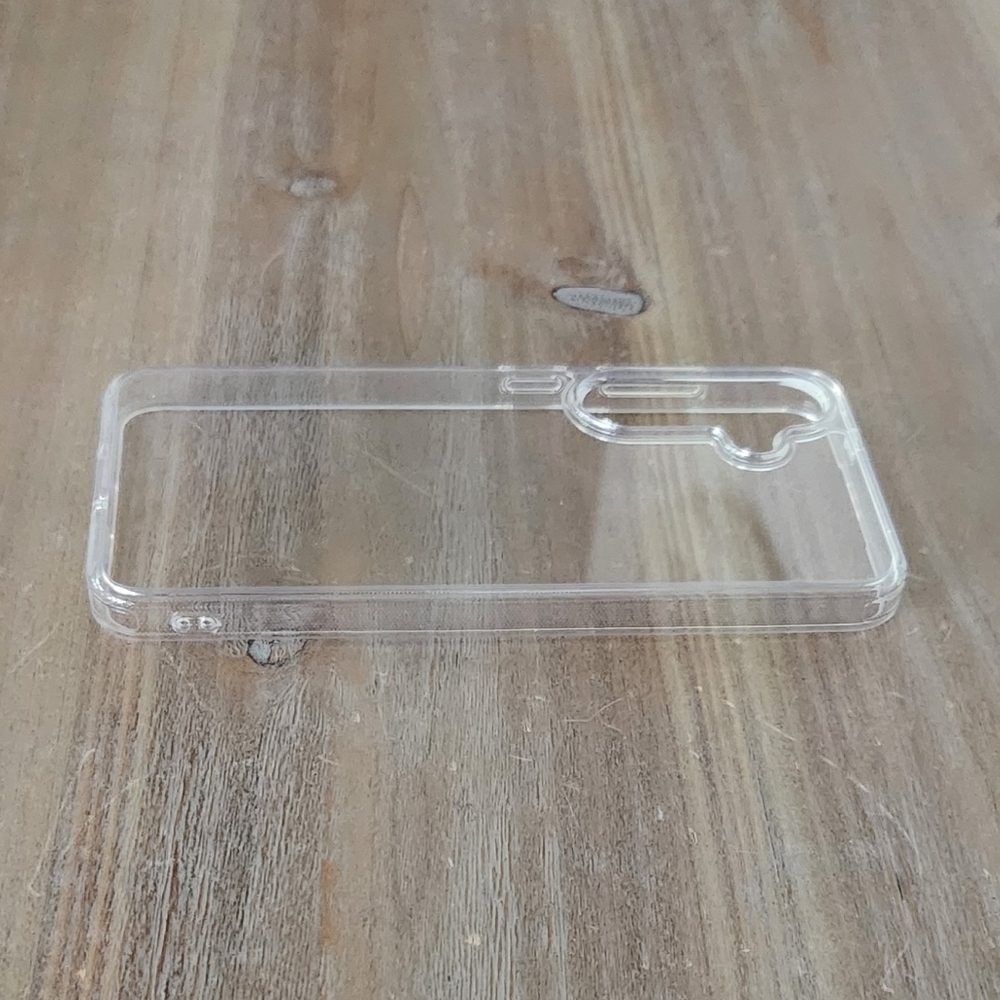 📱 Crystal Fit Clear Case for Samsung Galaxy S24 – Slim, Scratch Resistant, NWT - Picture 10 of 13